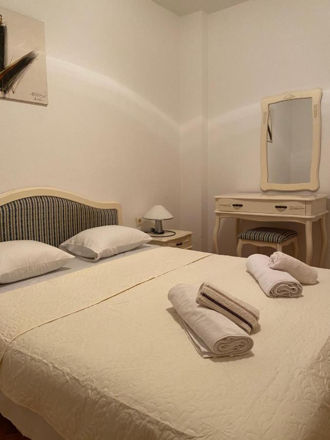 Apartments Mandarina Garden Petrovac Kültér fotó