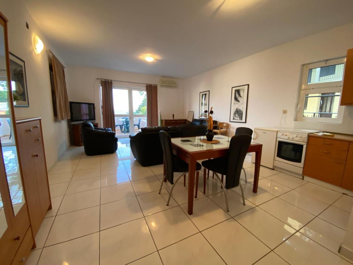 Apartments Mandarina Garden Petrovac Kültér fotó