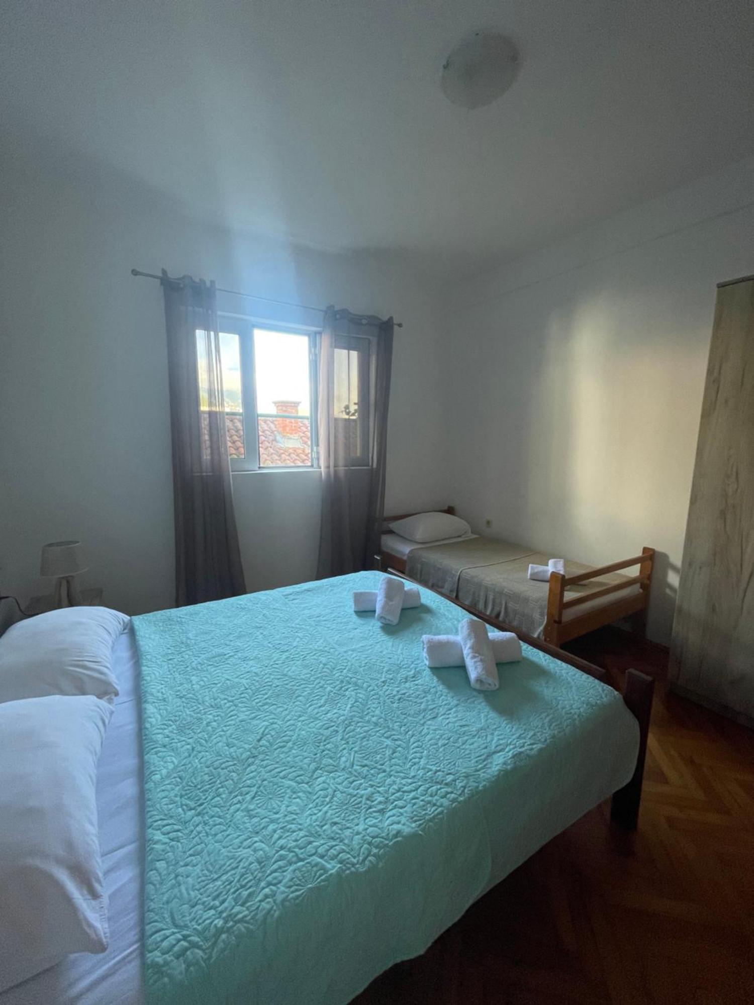 Apartments Mandarina Garden Petrovac Kültér fotó