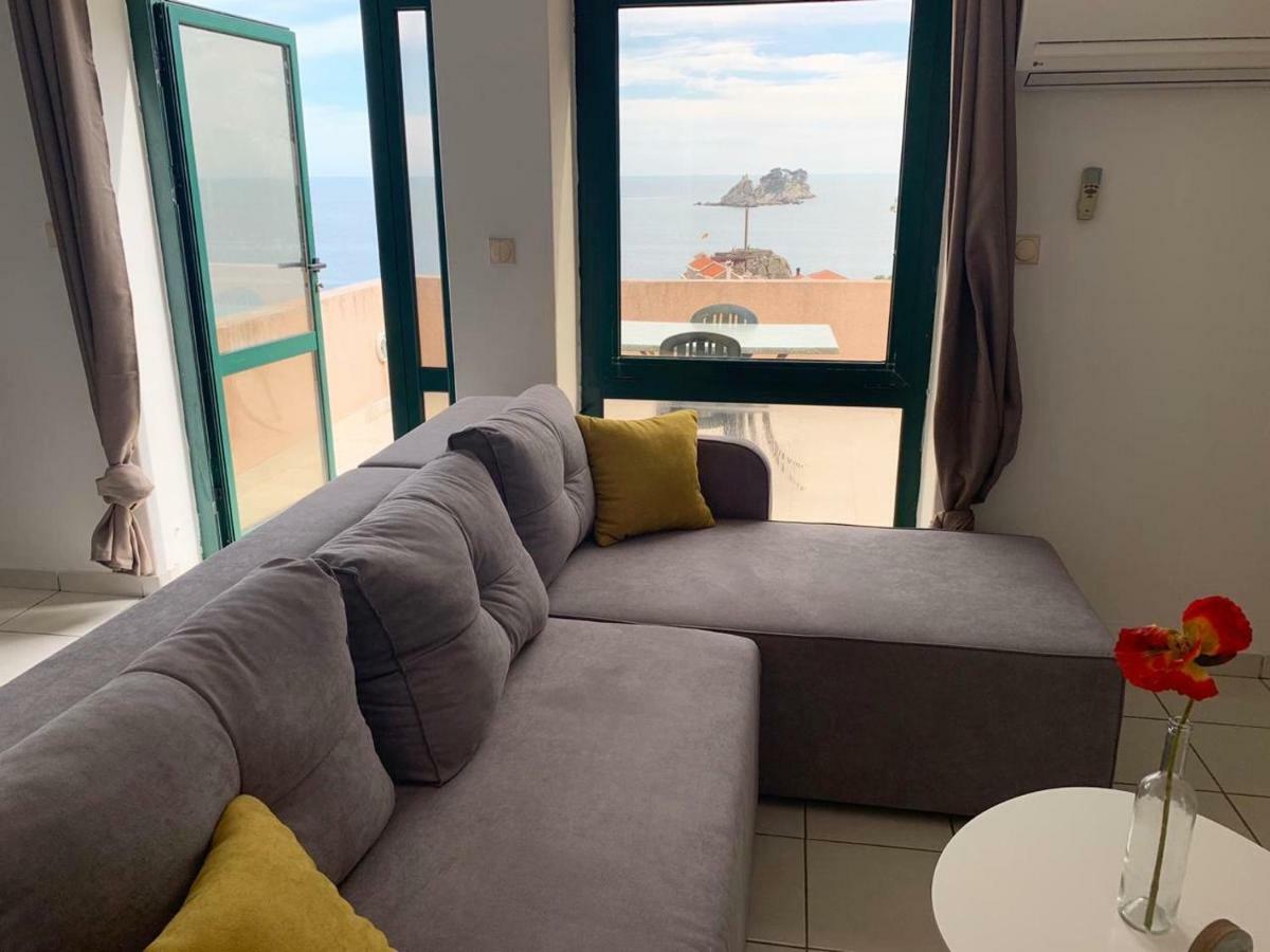 Apartments Mandarina Garden Petrovac Kültér fotó